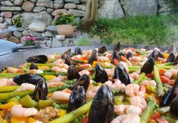 Fira in sommaren med Paella